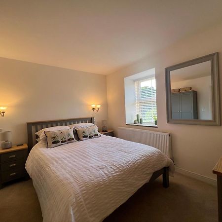 Stunning Home With Stargazing Room Near Kielder Water Greenhaugh ภายนอก รูปภาพ