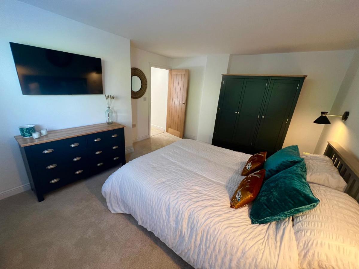 Stunning Home With Stargazing Room Near Kielder Water Greenhaugh ภายนอก รูปภาพ