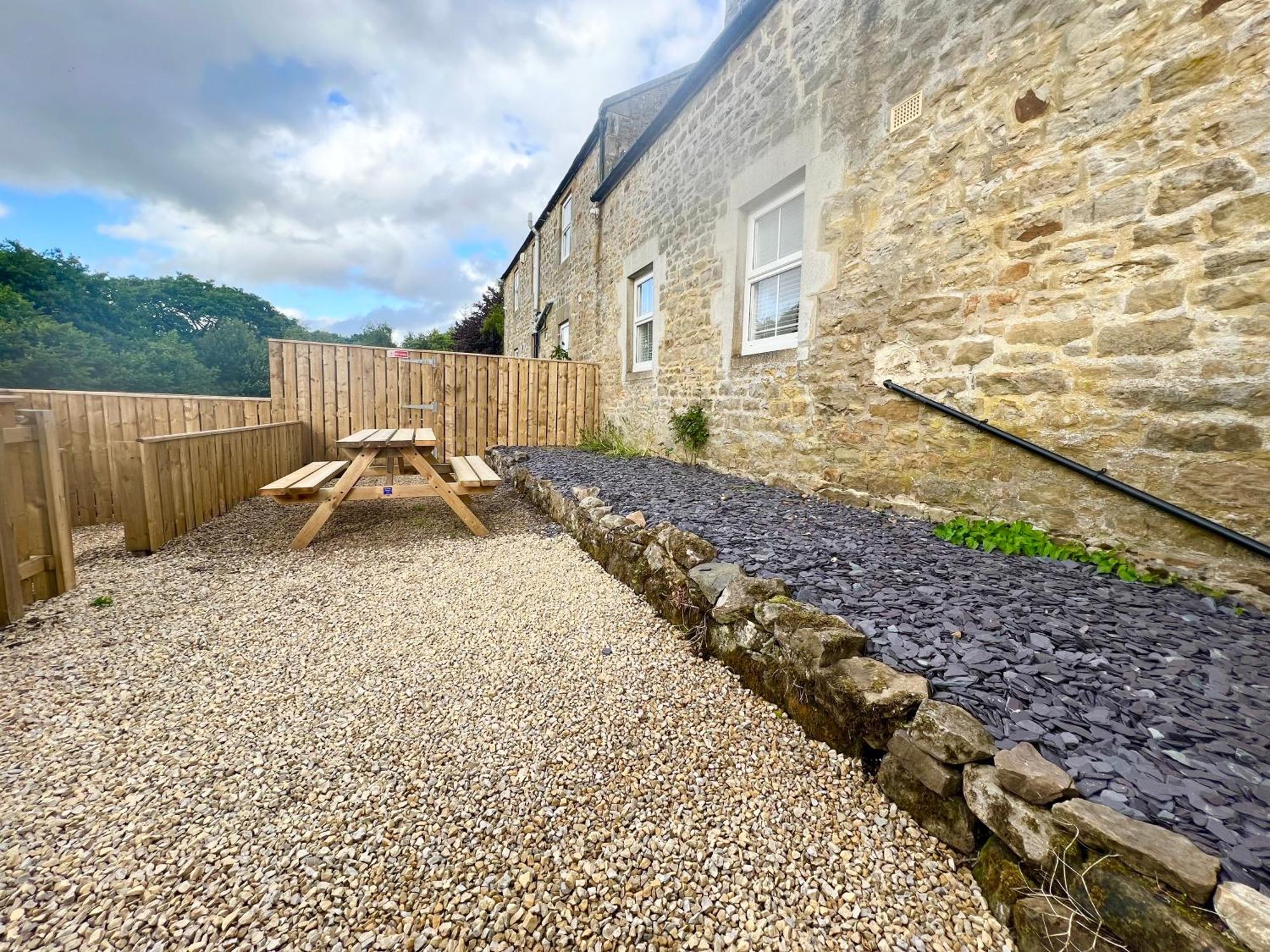 Stunning Home With Stargazing Room Near Kielder Water Greenhaugh ภายนอก รูปภาพ